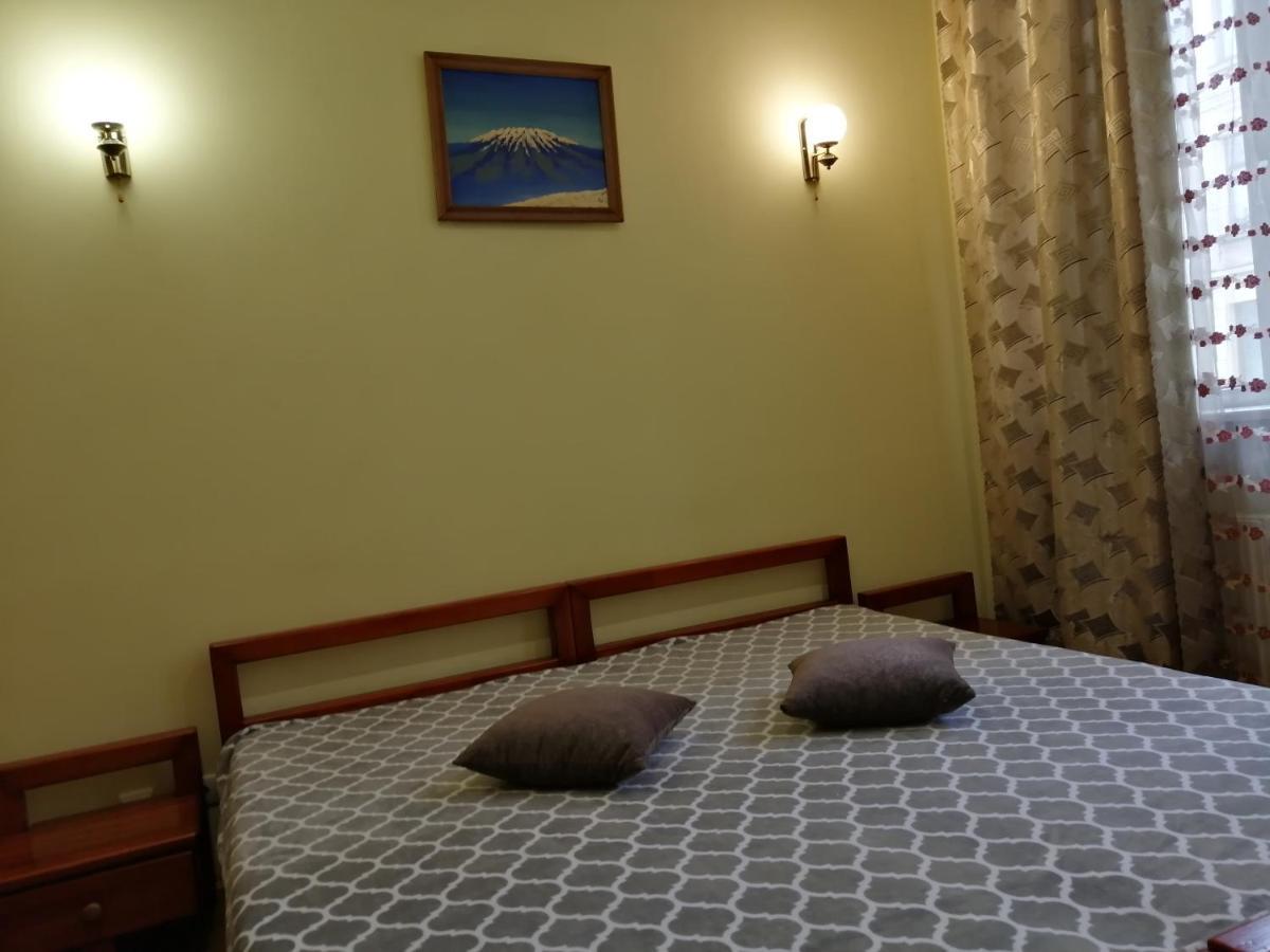 Apartament-Minihotel Elpida Lviv Bagian luar foto