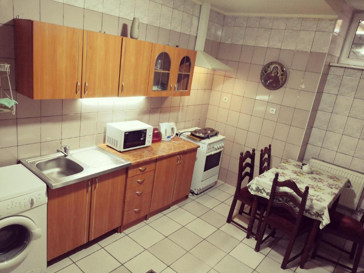 Apartament-Minihotel Elpida Lviv Bagian luar foto