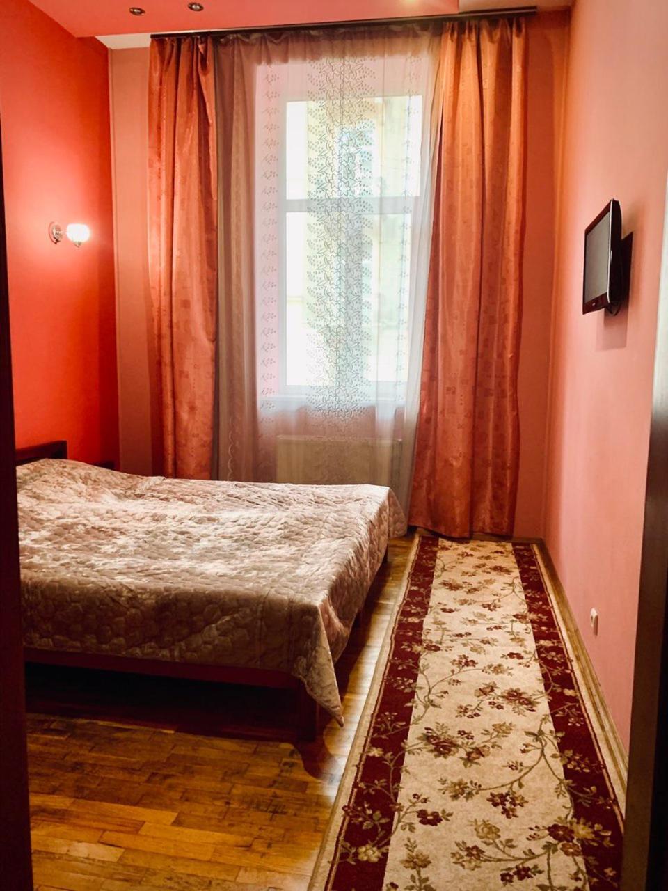 Apartament-Minihotel Elpida Lviv Ruang foto